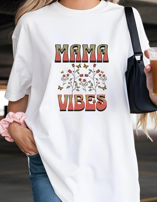 Mom Est 2024 Groovy Retro TShirt