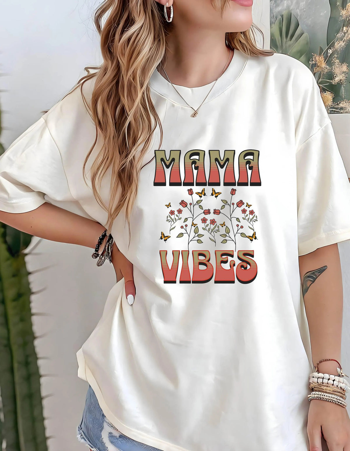 Mom Est 2024 Groovy Retro TShirt